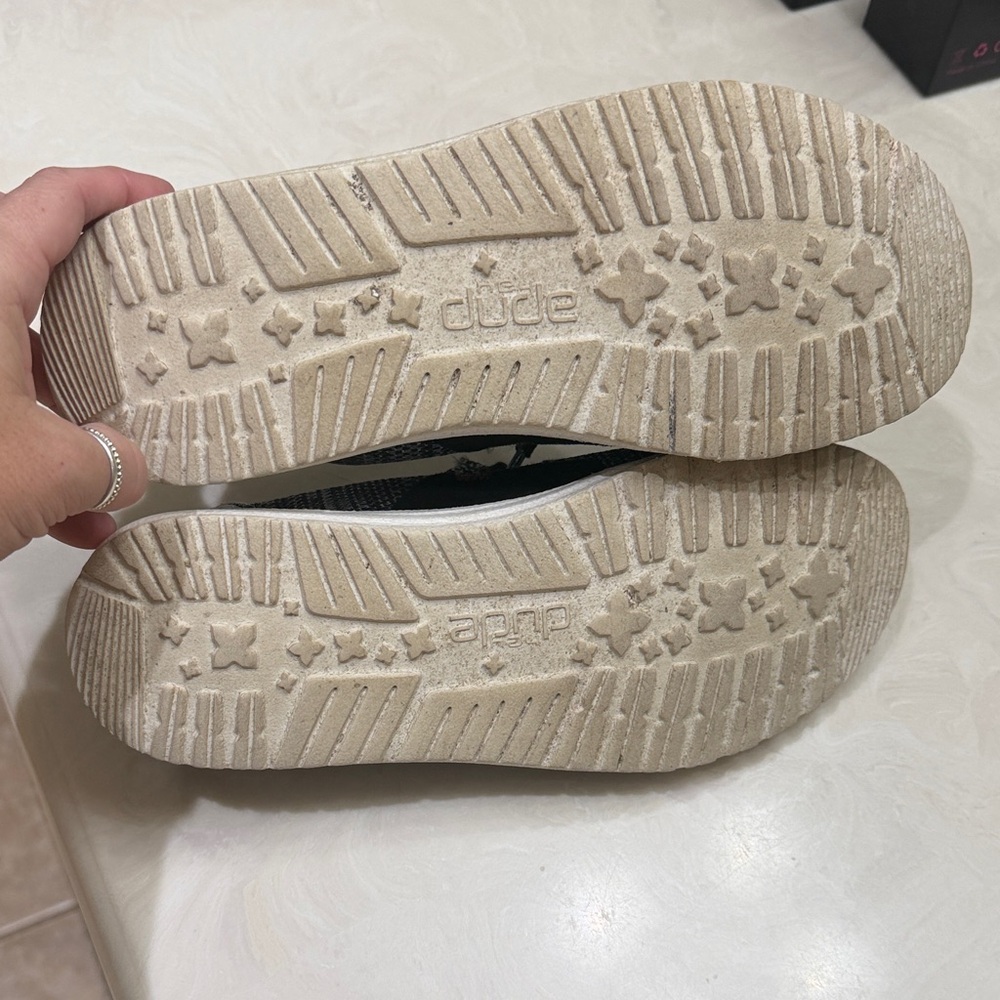 Hey Dude Women's Black and Gray Shoes - Picture 3 of 4